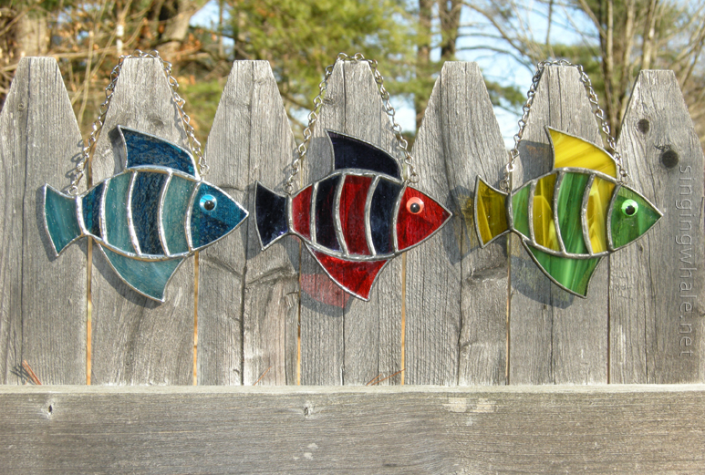 Each fish measures 4.75" wide by 4" tall.  They can be made in just about any color combination and are $15 each (plus shipping).